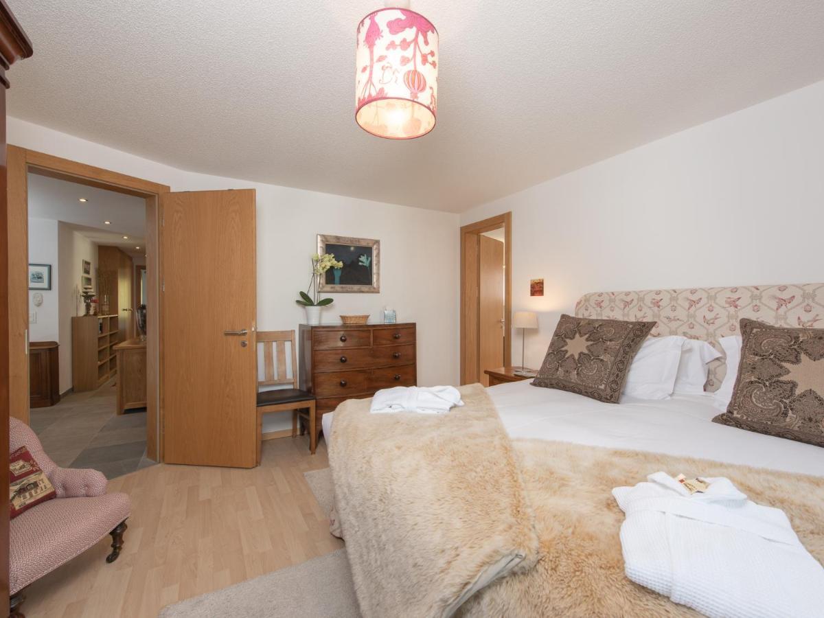 Chez Nous Zermattアパートメント エクステリア 写真