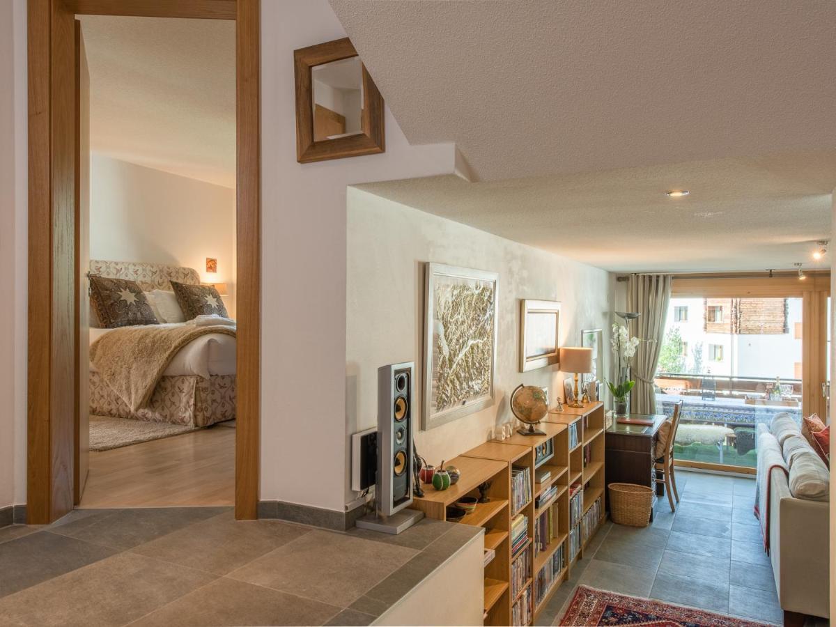 Chez Nous Zermattアパートメント エクステリア 写真